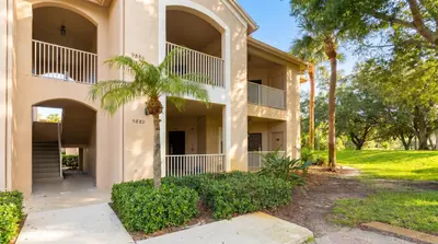 9882 Perfect Drive 27, Port St. Lucie – Condominium for rent