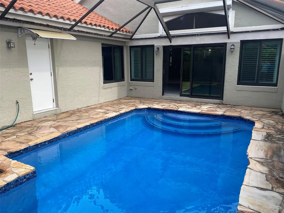 Photo 6 at 9760 NW 18th Drive, Plantation