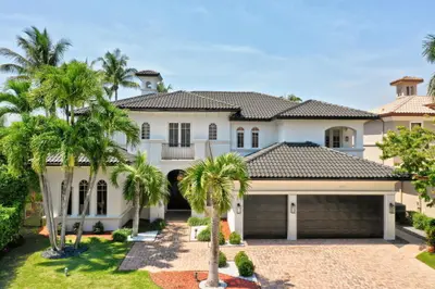 17593 Middle Lake Drive, Boca Raton – Single Family Residence for sale