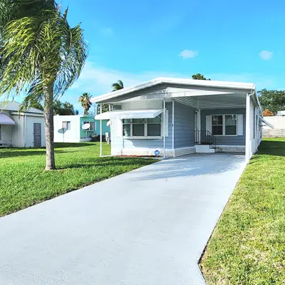249 Camino Del Rio, Port St. Lucie – Manufactured Home for sale