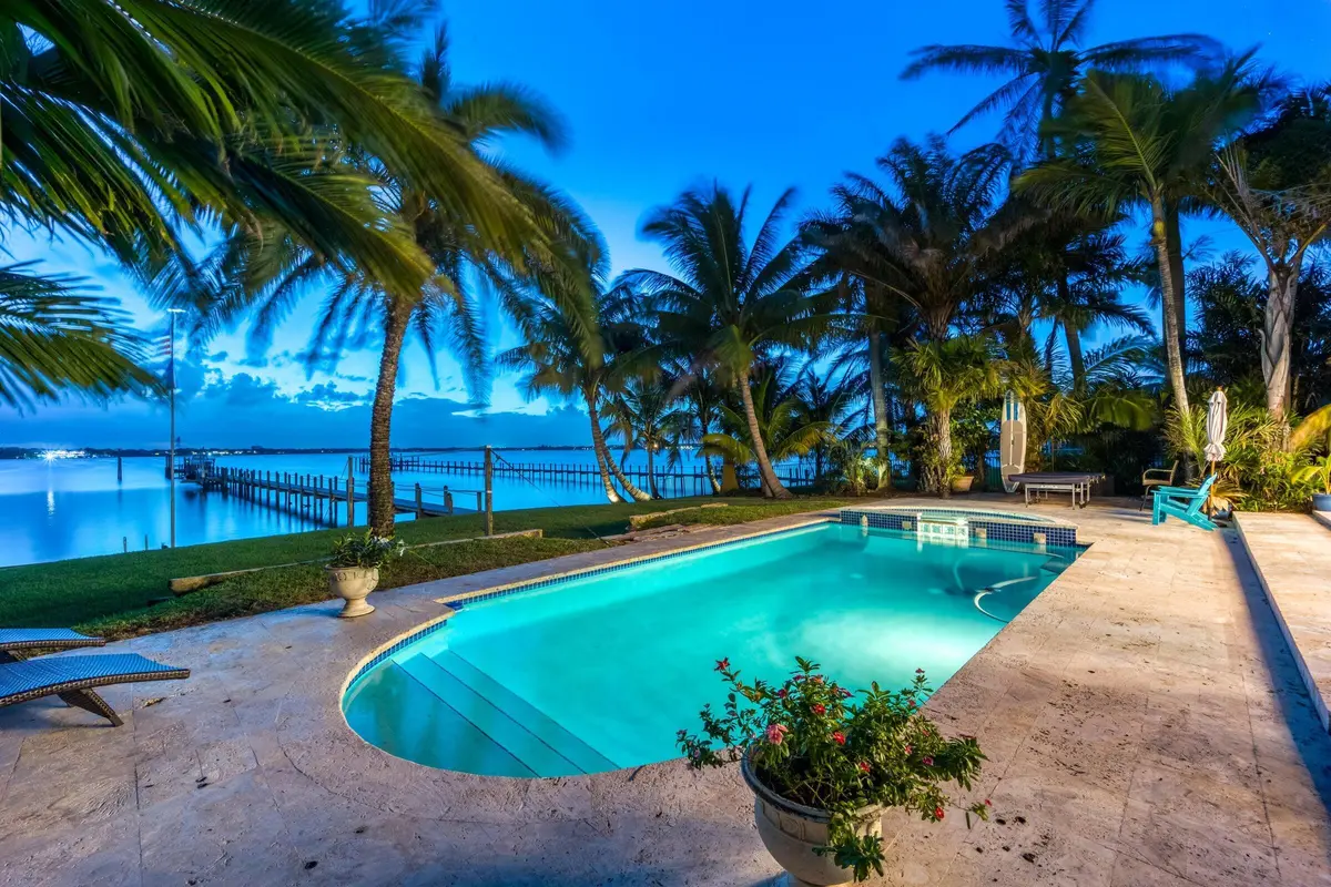 2672 NW South Shore Rd 5 at 2672 NW South Shore Road, Stuart