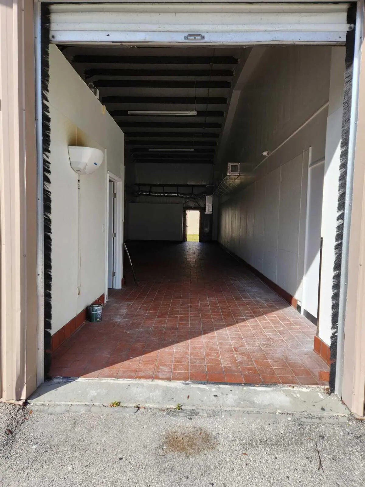 Roll-Up Door Front Access at 1256 SW Biltmore Street, Port St. Lucie