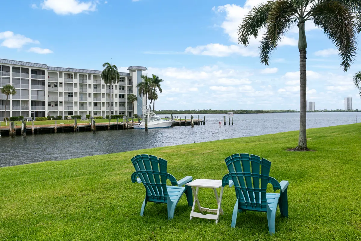 IMG_0233 at 111 Shore Court 203, North Palm Beach