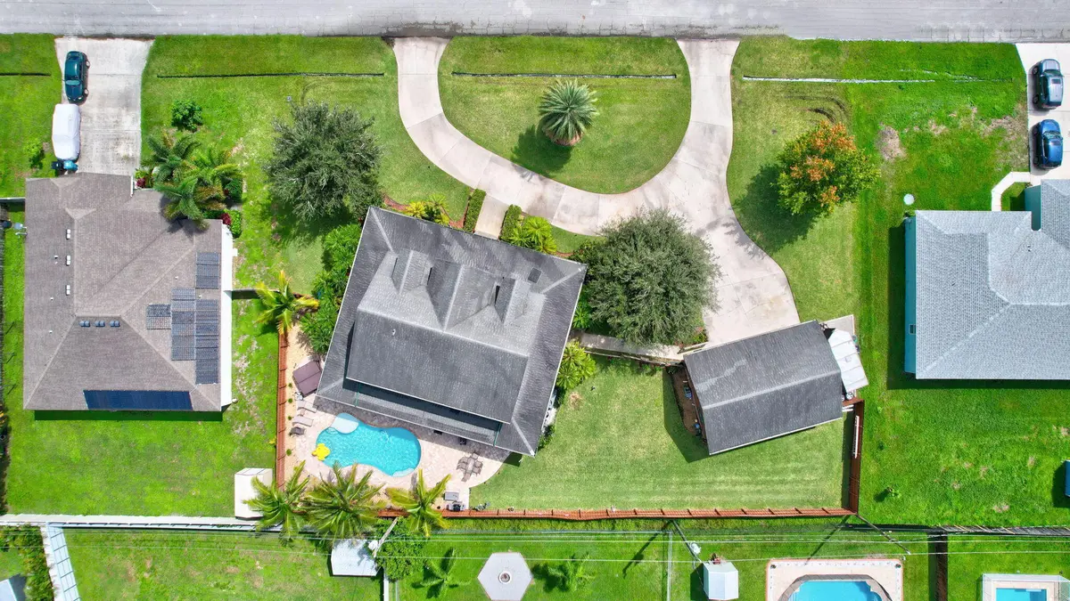 log 65 at 4550 SW Calloway Street, Port St. Lucie