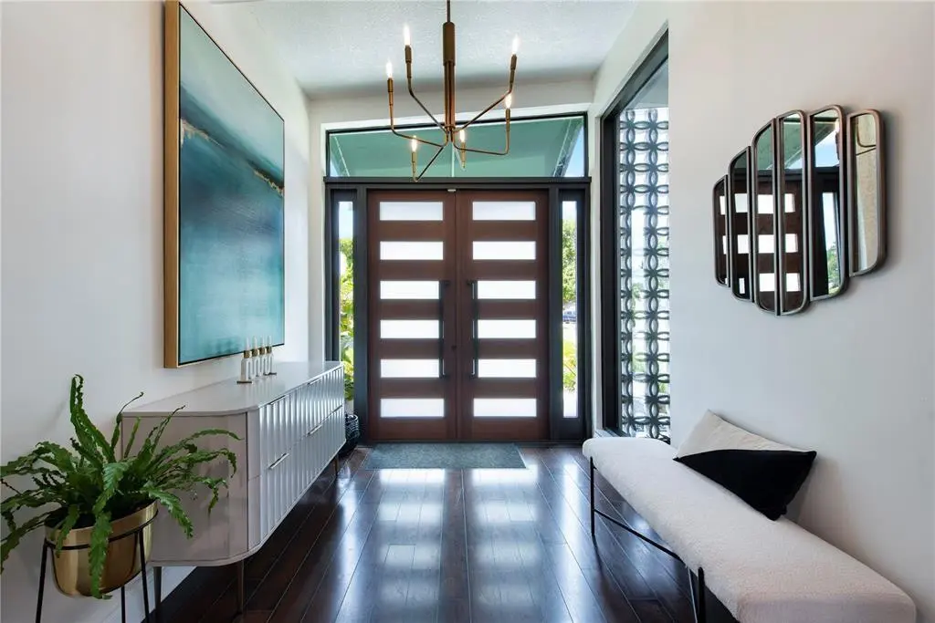 Photo 5 at 521 N Highland Drive, Hollywood