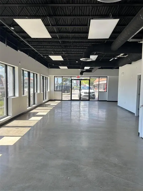 9-Dixie-hwy-Hallandale-Beach-FL-Interior at 9 N Dixie Highway, Hallandale Beach