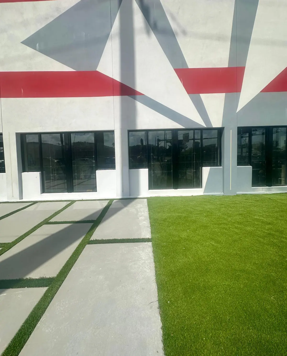 9-Dixie-hwy-Hallandale-Beach-FL-Building at 9 N Dixie Highway, Hallandale Beach