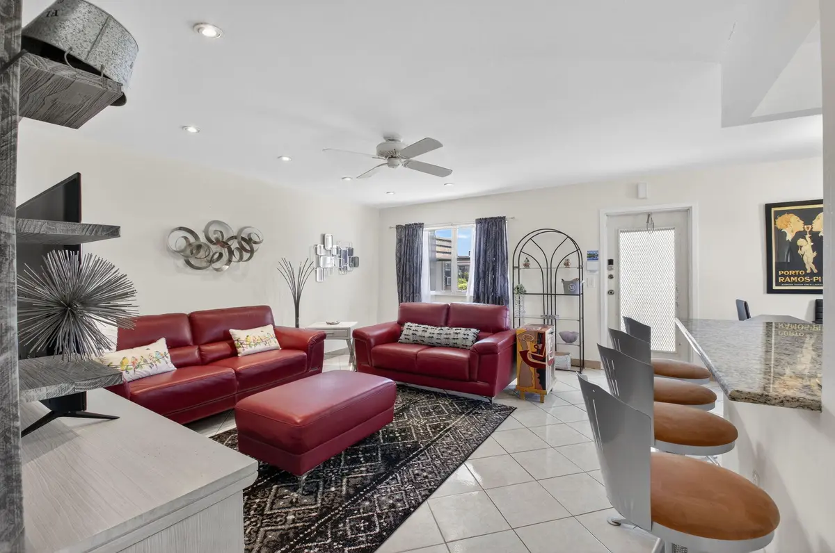 Welcome In! at 360 Seville O, Delray Beach