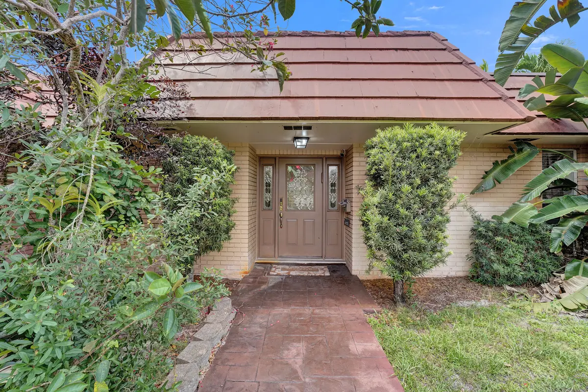 DSC08255 at 4721 Sarazen Drive, Hollywood
