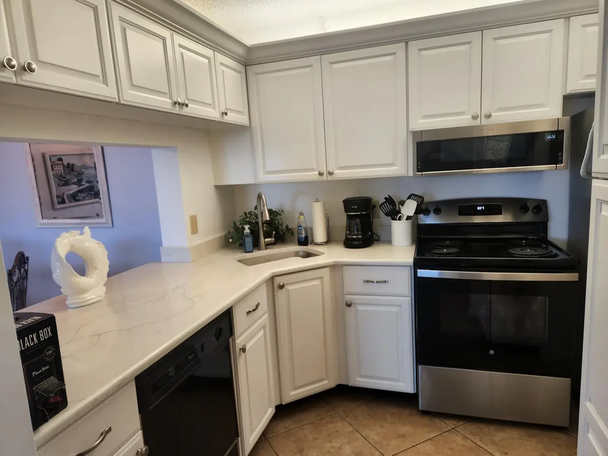 4436 NE Ocean Boulevard E2, Hutchinson Island, FL – photo 4