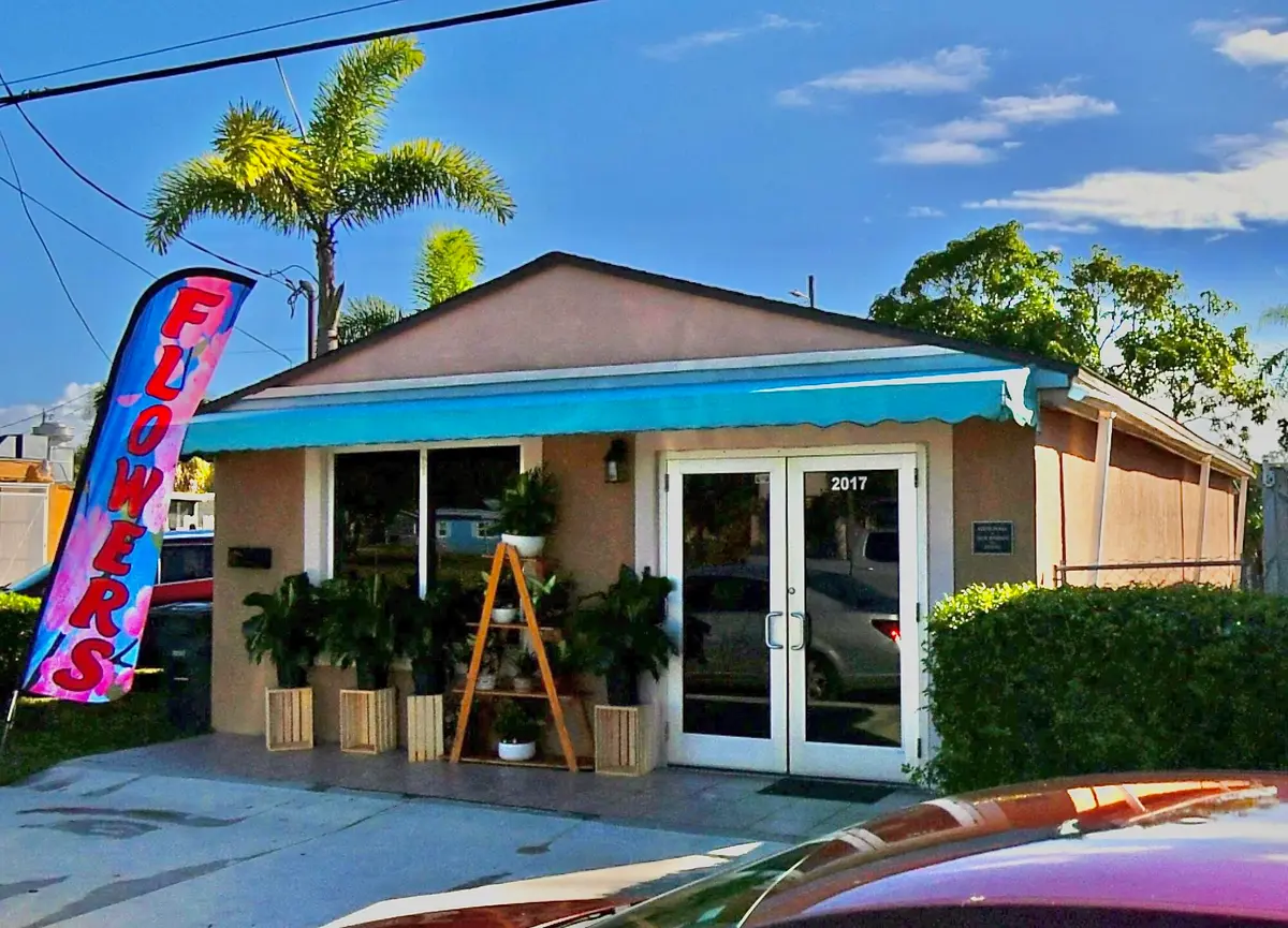 Front at 2017 Ave D, Fort Pierce