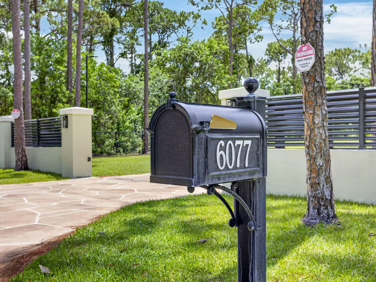_R6B5419 at 6077 NW 71st Terrace, Parkland