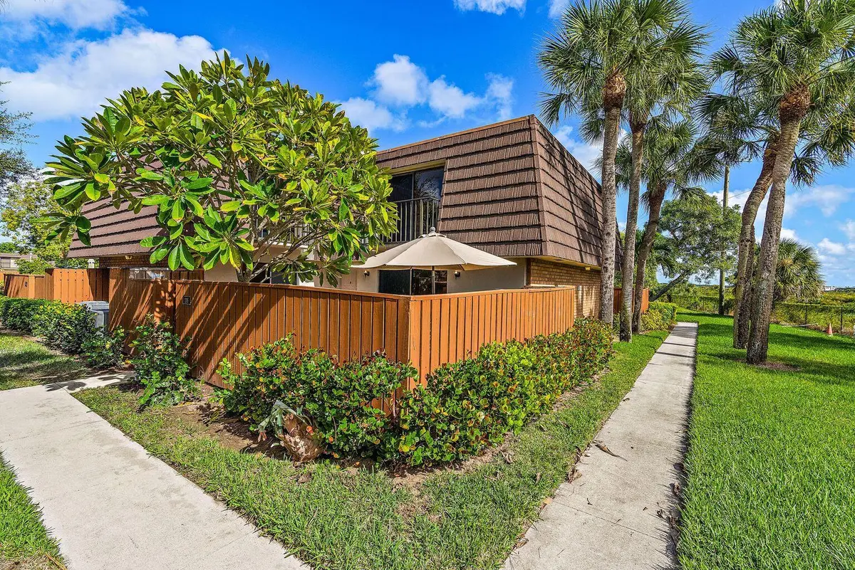 20220411224424648062000000-o at 2316 23rd Court, Jupiter