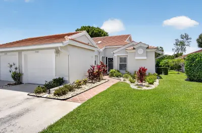 5582 Royal Lake Circle, Boynton Beach – sold