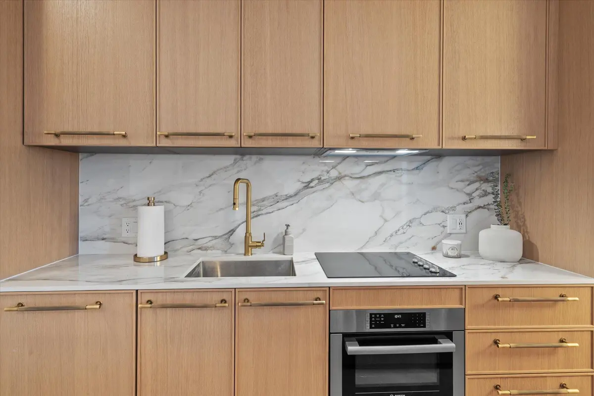 18-18 at 2700 NW 2nd Avenue 640, Miami