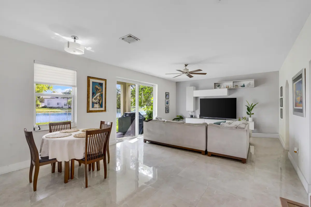 Family Room 1 at 16773 NW 16th Street, Pembroke Pines