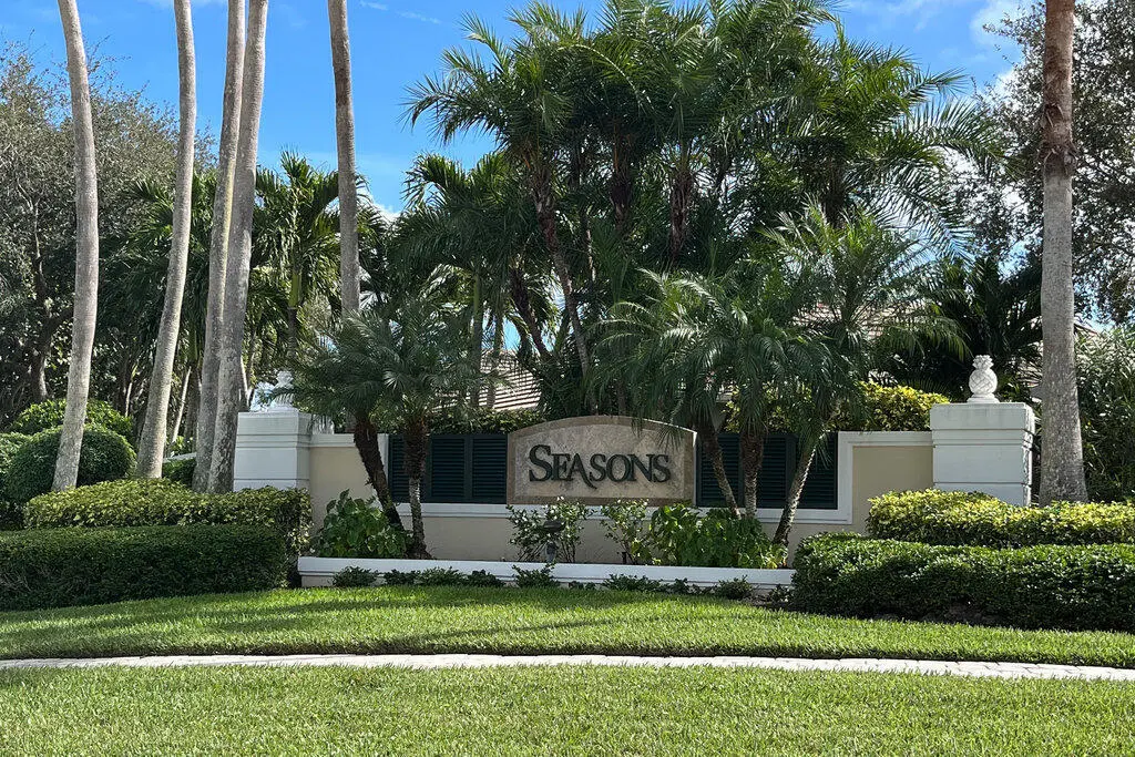 1jpg at 9190 Spring Time Drive, Vero Beach