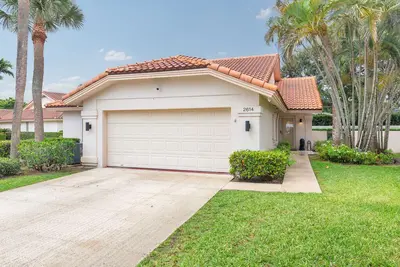 2614 Mohawk Circle, West Palm Beach – sold