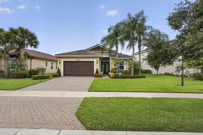 2886 Bellarosa Circle, Royal Palm Beach – sold