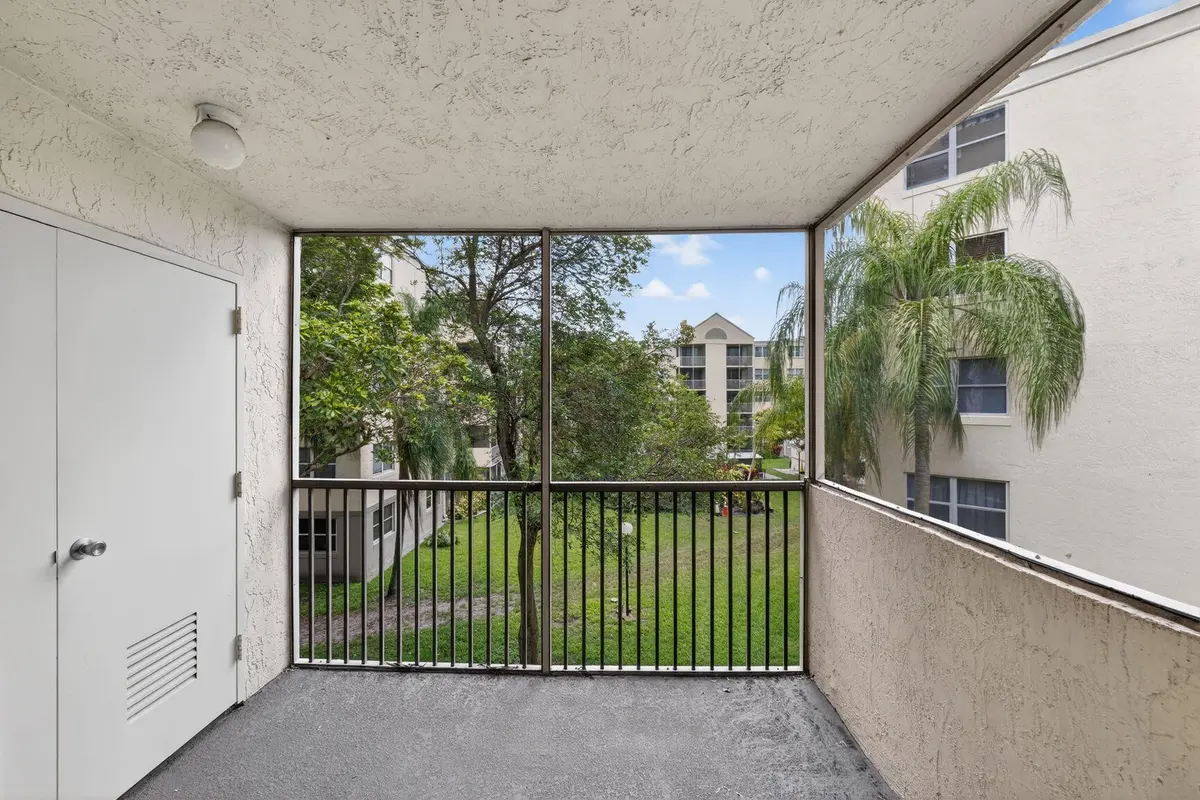 0005--0005 at 8363 Lake Drive 308, Doral