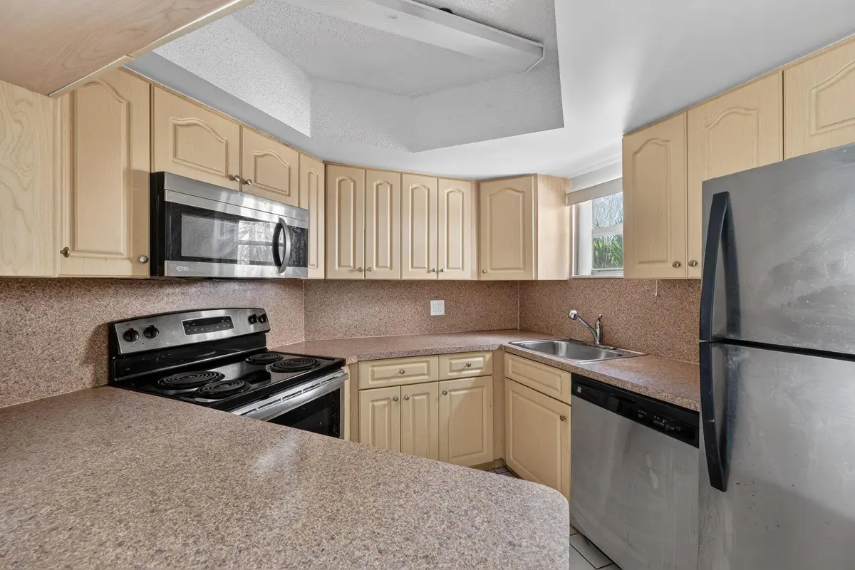0008--0008 at 8363 Lake Drive 308, Doral