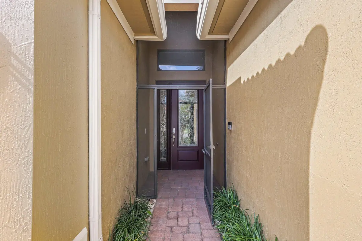 11856 Leon Circle West - 7.jpg-SMALL at 11856 Leon Circle, Parkland