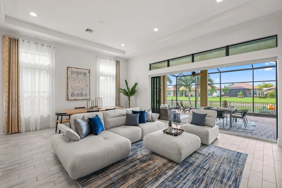 11856 Leon Circle West - 19.jpg-SMALL at 11856 Leon Circle, Parkland
