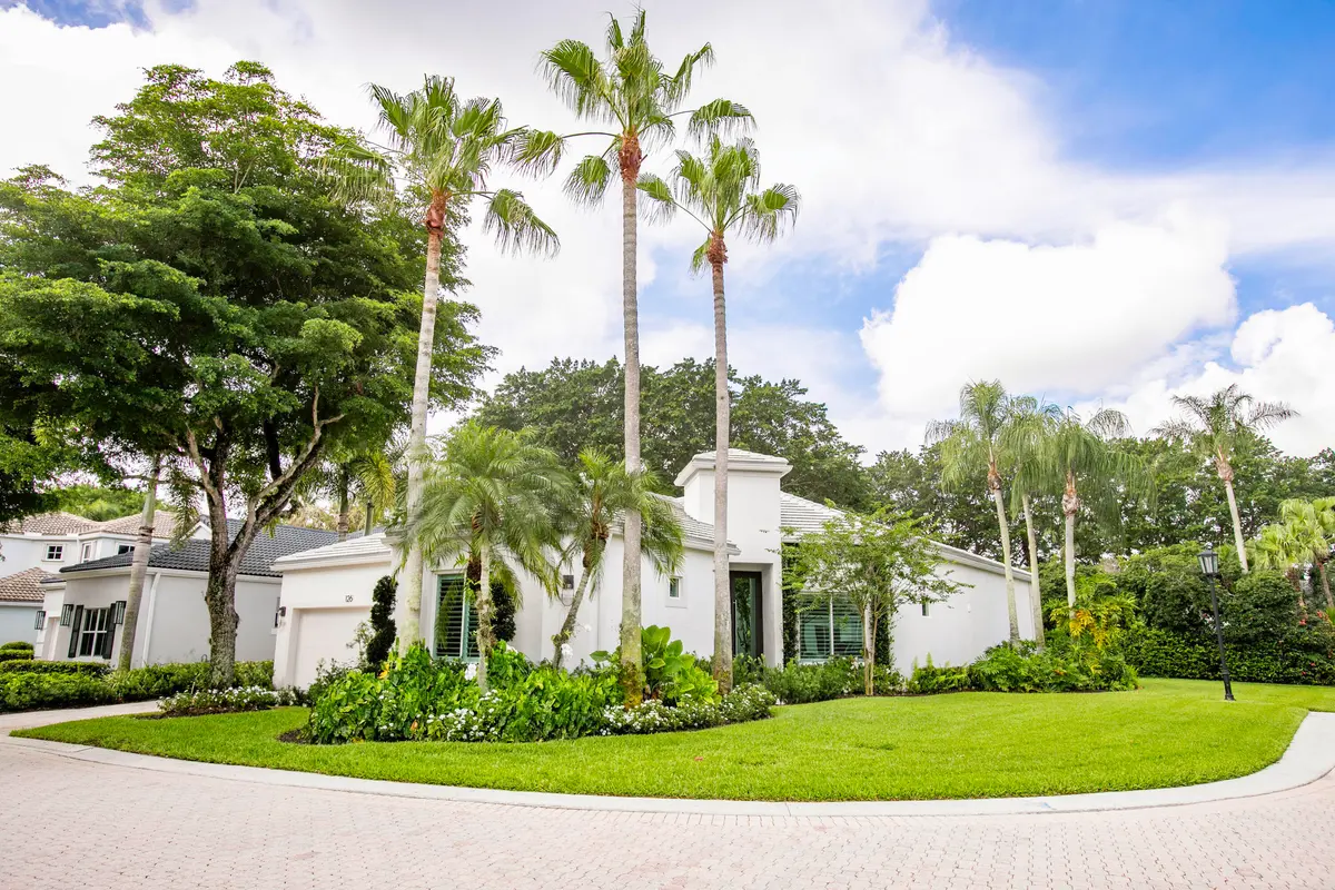 CORNER STREET VIEW at 126 Sunset Cove Lane, Palm Beach Gardens