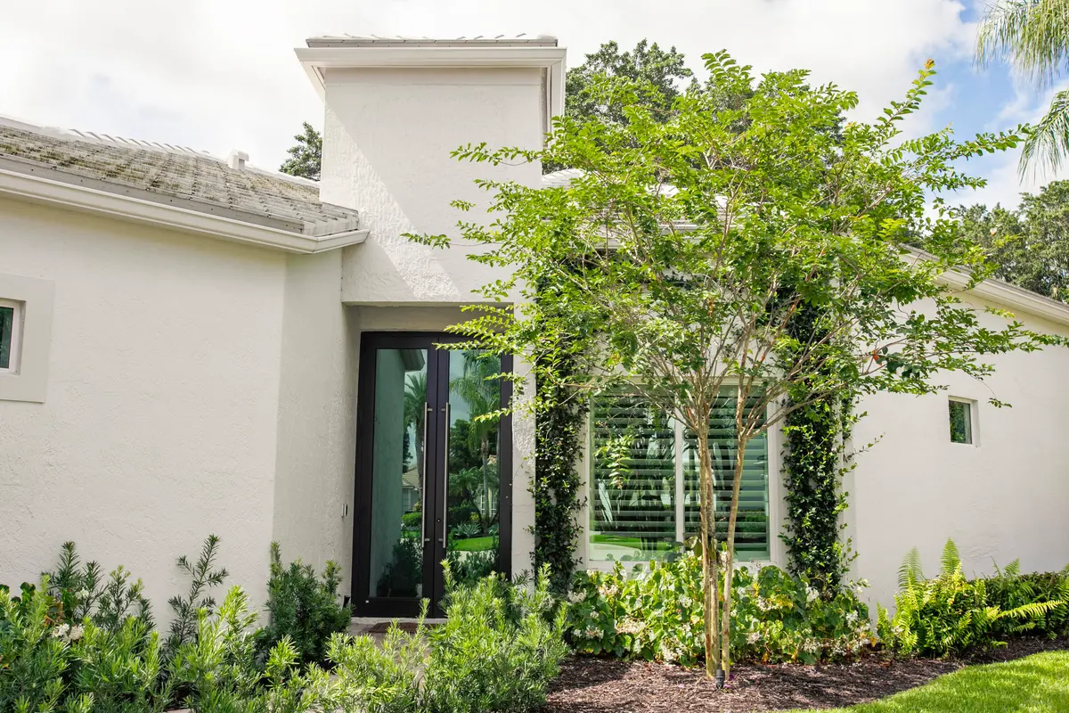 ELEGANT ENTRY at 126 Sunset Cove Lane, Palm Beach Gardens