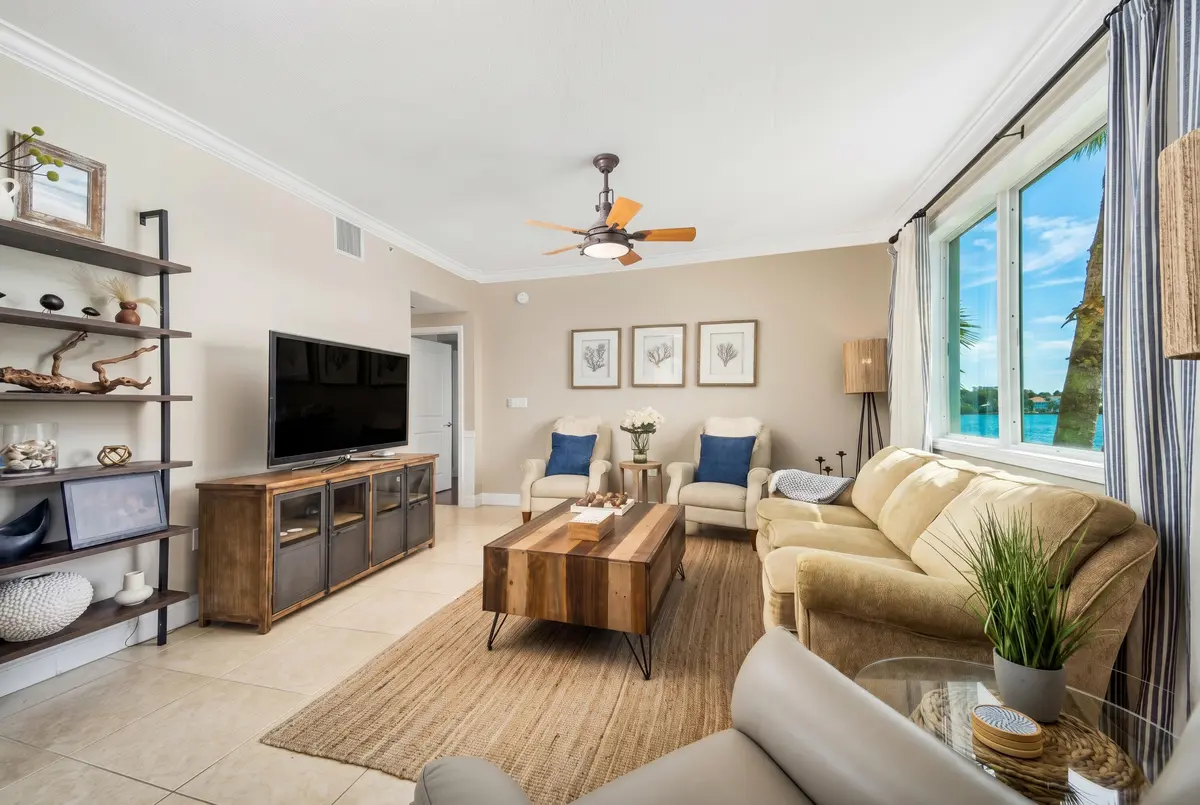 875 NW Flagler Ave #203-2 at 875 NW Flagler Avenue 203, Stuart