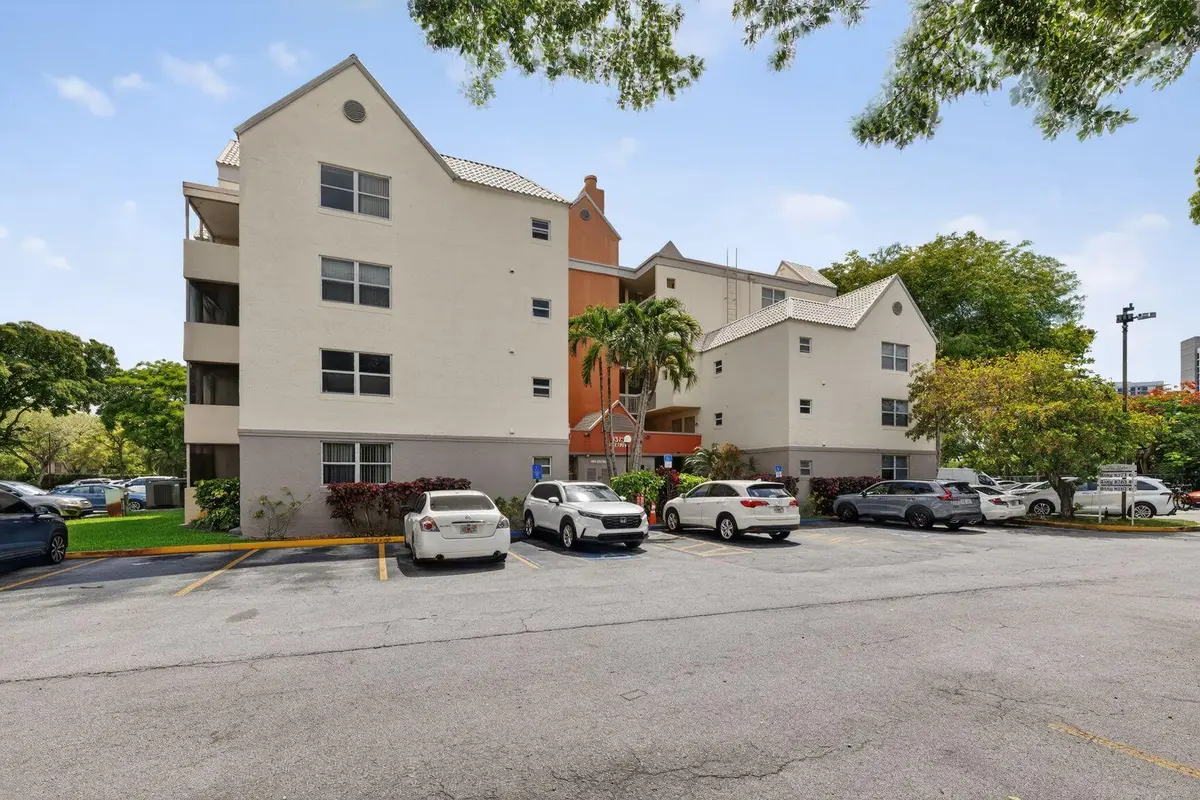 Front at 8373 Lake Drive Apt 307, Doral