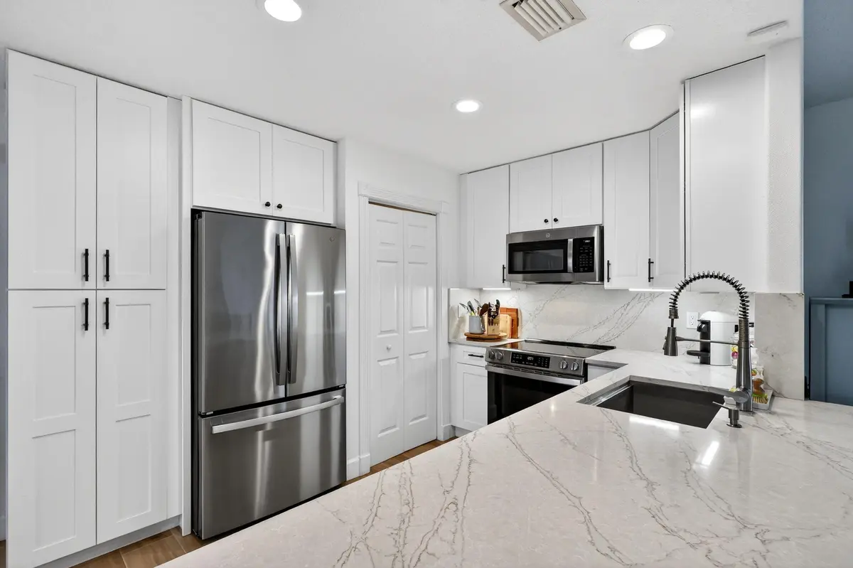 Kitchen at 6208 Michael Street, Jupiter