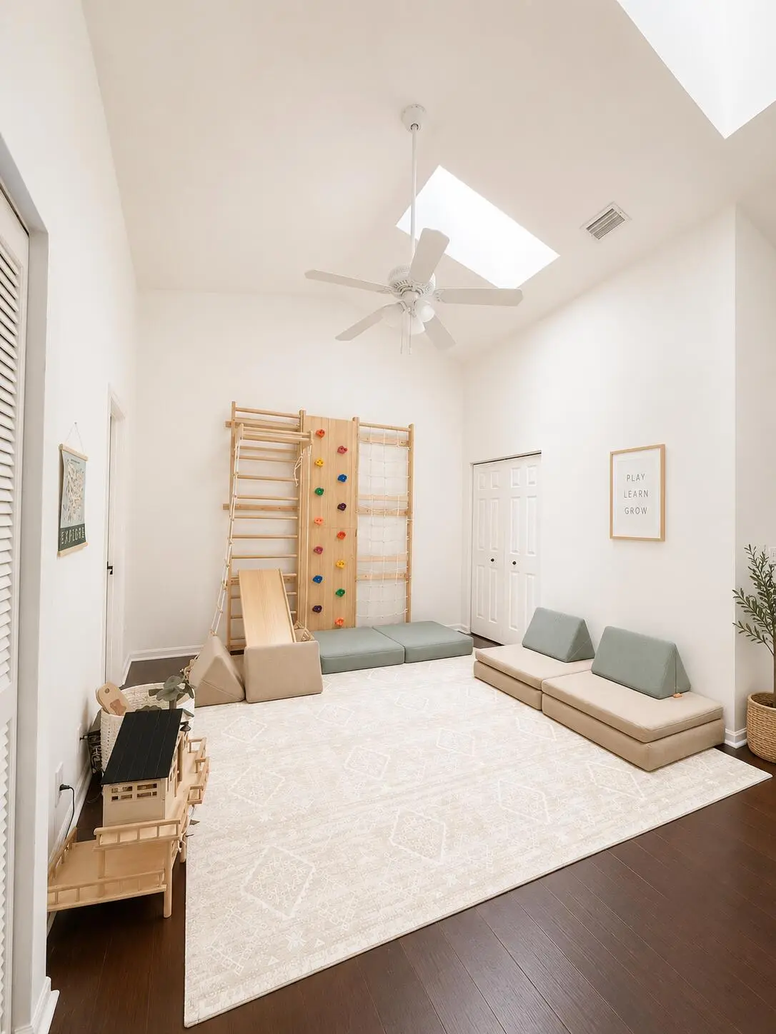 Naz loft at 4799 Palmbrooke Circle, West Palm Beach