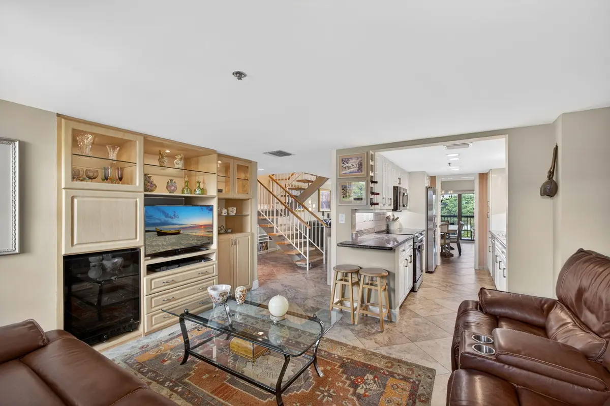 Den 3 at 364 Golfview Road 506, North Palm Beach