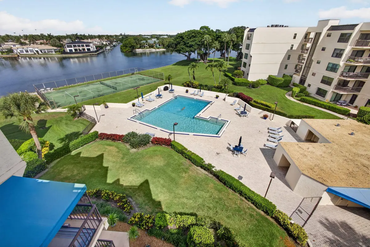 View from Elevator at 364 Golfview Road 506, North Palm Beach