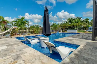 3011 Strada Court, Royal Palm Beach – sold