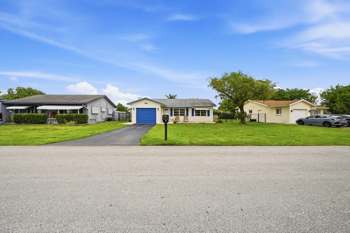02_stl_7629 at 9505 NW 73rd Street, Tamarac
