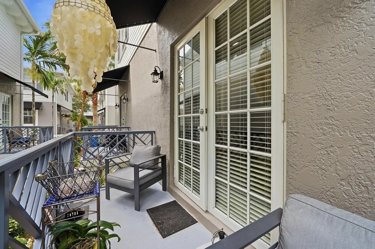 Balcony at 2265 NE 9th Avenue, Wilton Manors