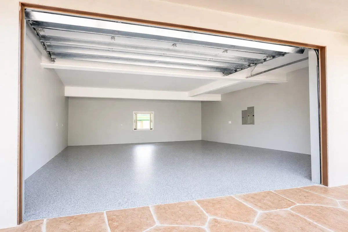 Garage at 6077 NW 71st Terrace, Parkland