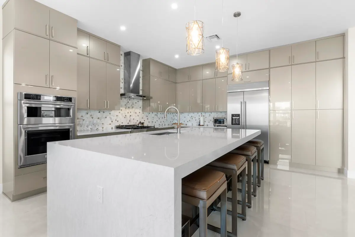 Kitchen at 12510 Solano Bay Circle, Palm Beach Gardens