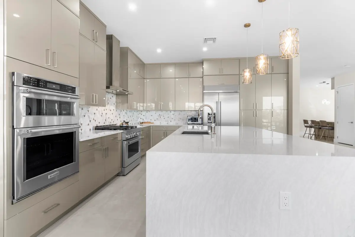Kitchen at 12510 Solano Bay Circle, Palm Beach Gardens
