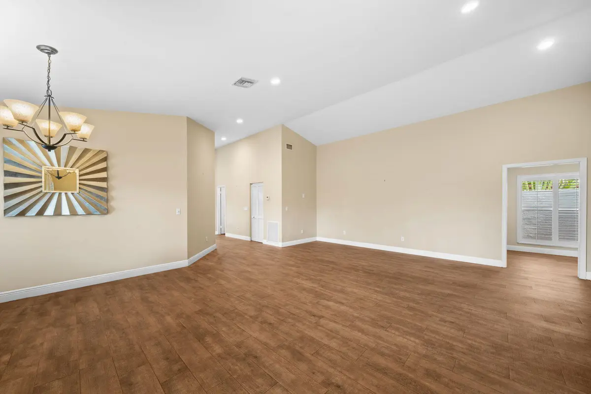 7-web at 11595 S Quayside Drive, Cooper City