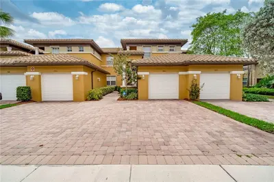 8012 NW 128th Lane, Parkland – leased