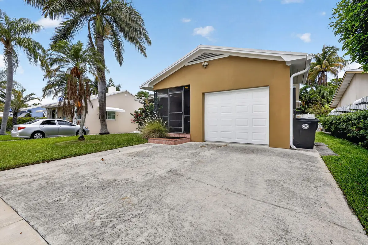 1-web-or-mls-_14A8817 at 70 18th Avenue, Lake Worth Beach