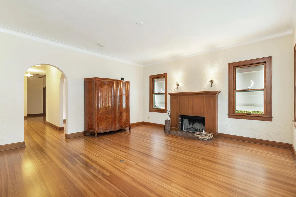 Living Room at 800 Kanuga Drive, West Palm Beach