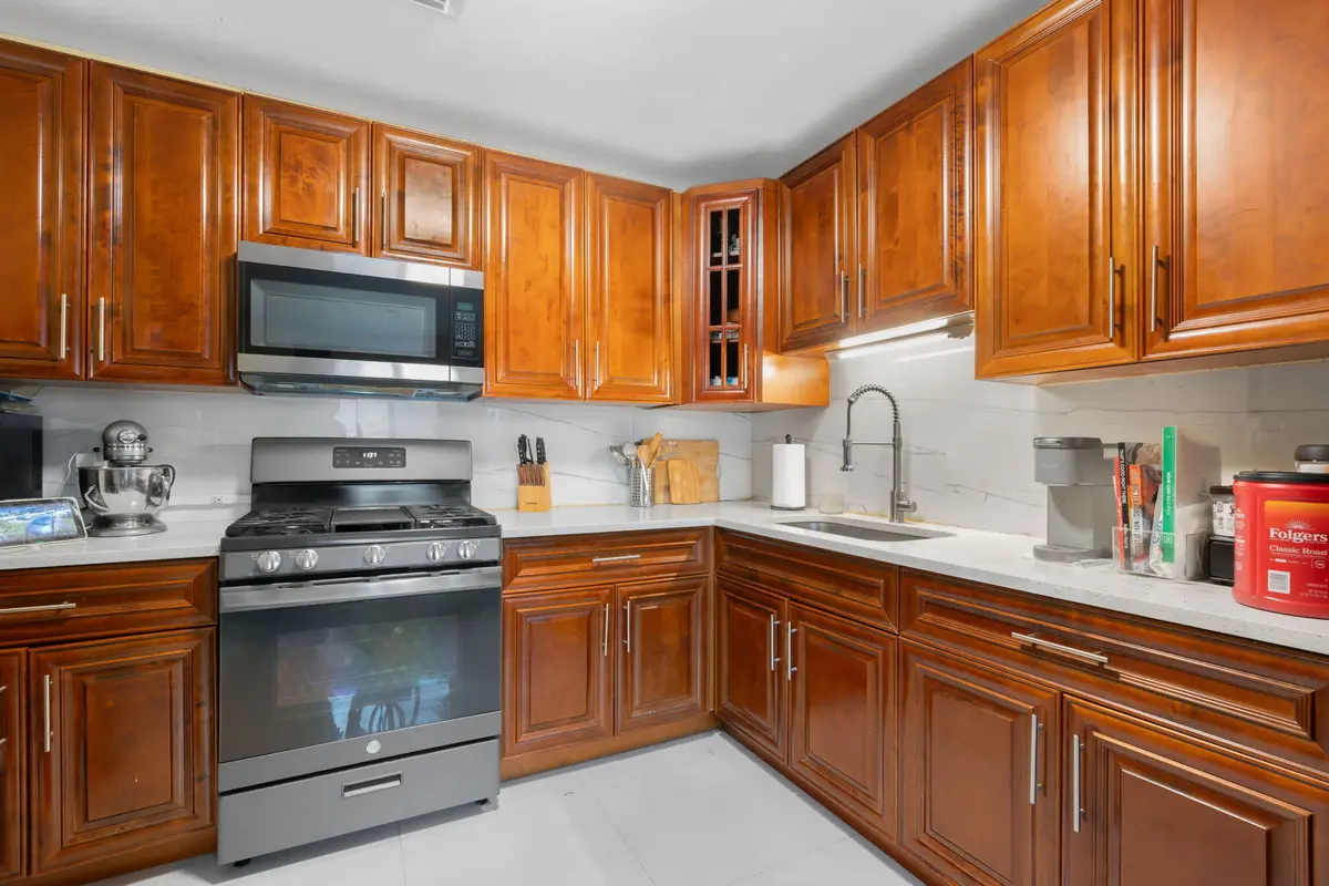 10-web-or-mls-2126 Washington St Hollywo at 2126 Washington Street, Hollywood