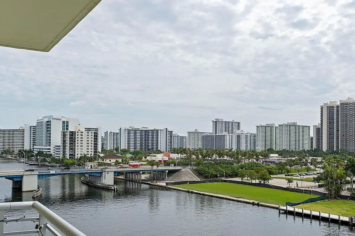 2900 NE 30th St - # 8J - 146 at 2900 NE 30th Street Apt 8j, Fort Lauderdale