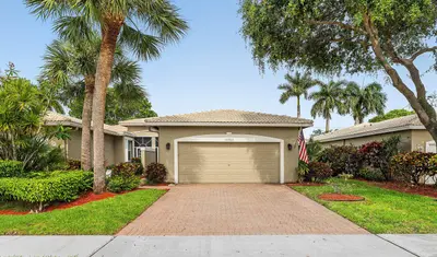 10760 Royal Caribbean Circle, Boynton Beach – Villa for sale