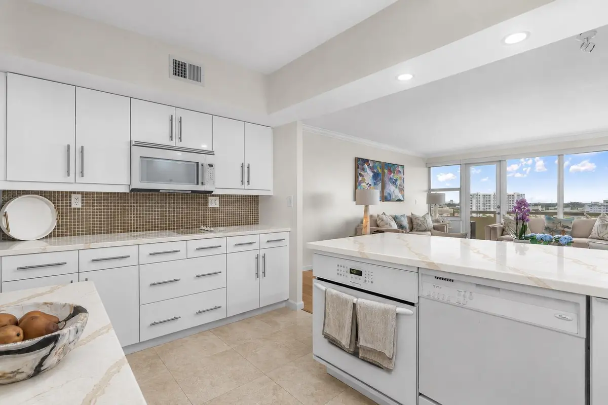 806-3 at 3200 NE 36th Street 806, Fort Lauderdale