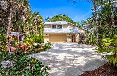 8259 155th Place, Palm Beach Gardens – Single Family Residence for sale